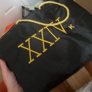 Bruno Mars 24k Tour Robe